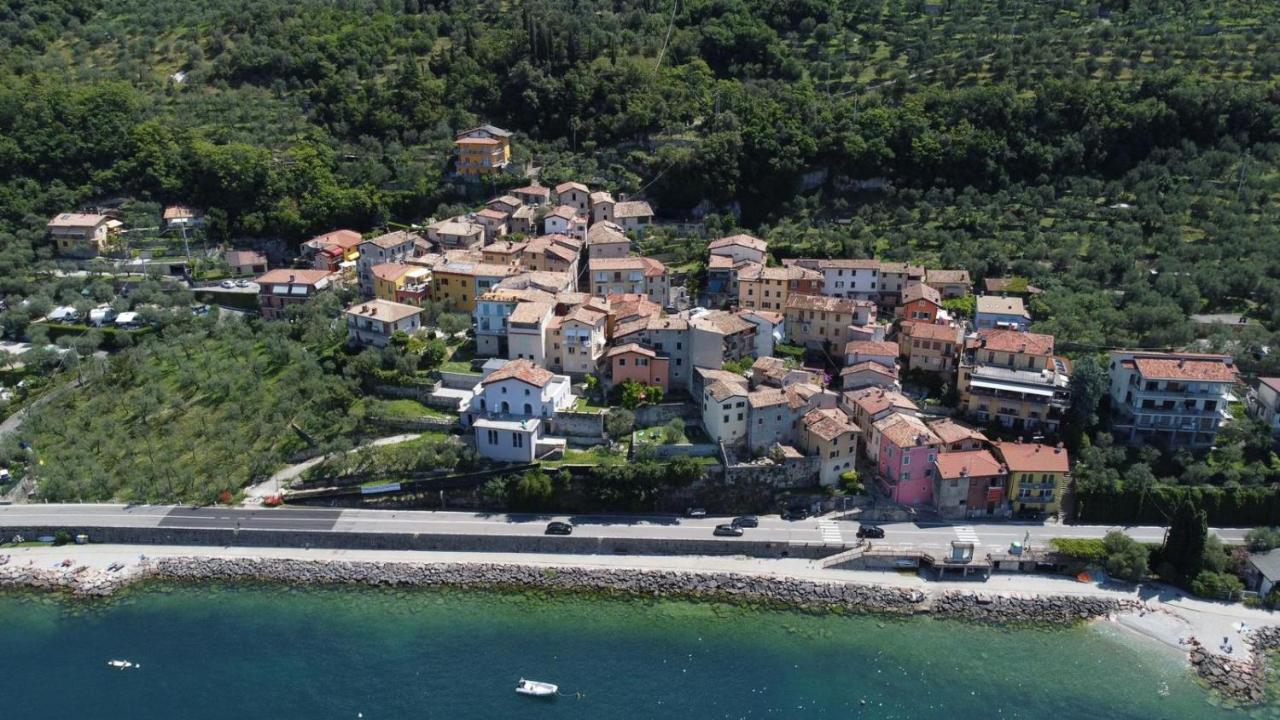 Вилла Casa Rosa Бренцоне-суль-Гарда Экстерьер фото